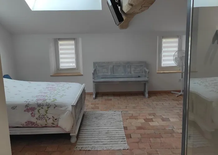 Calme Et Reposant Hébergement de vacances *